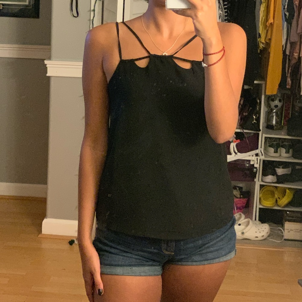 Semi formal black crossed tank top - Picture 3 of 4